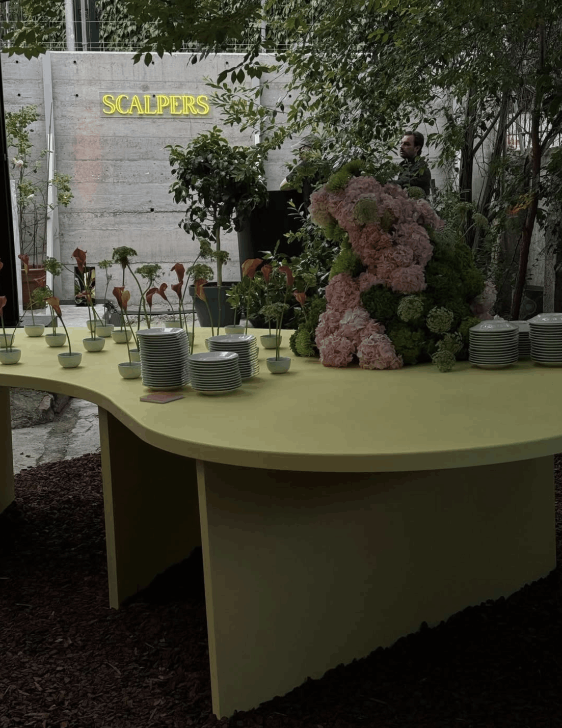 trabajo-decorado-de-television-escenografia-team-bustamante