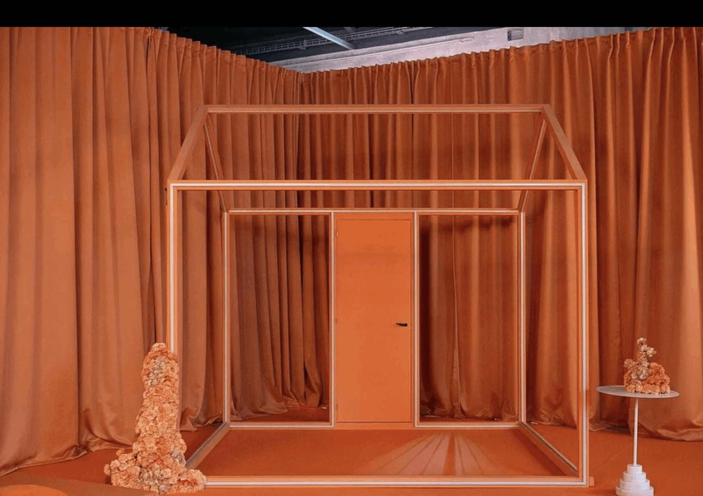 trabajo-decorado-de-television-escenografia-team-bustamante