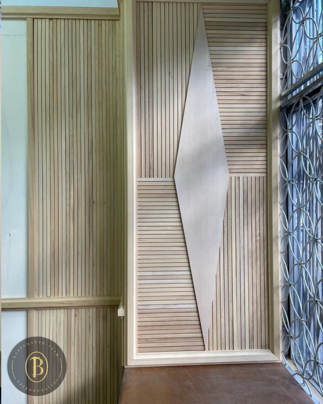 Trabajo%20decorado%20de%20madera%20proyecto%20entrevias%20escenografia%20en%20madrid%20team%20bustamante