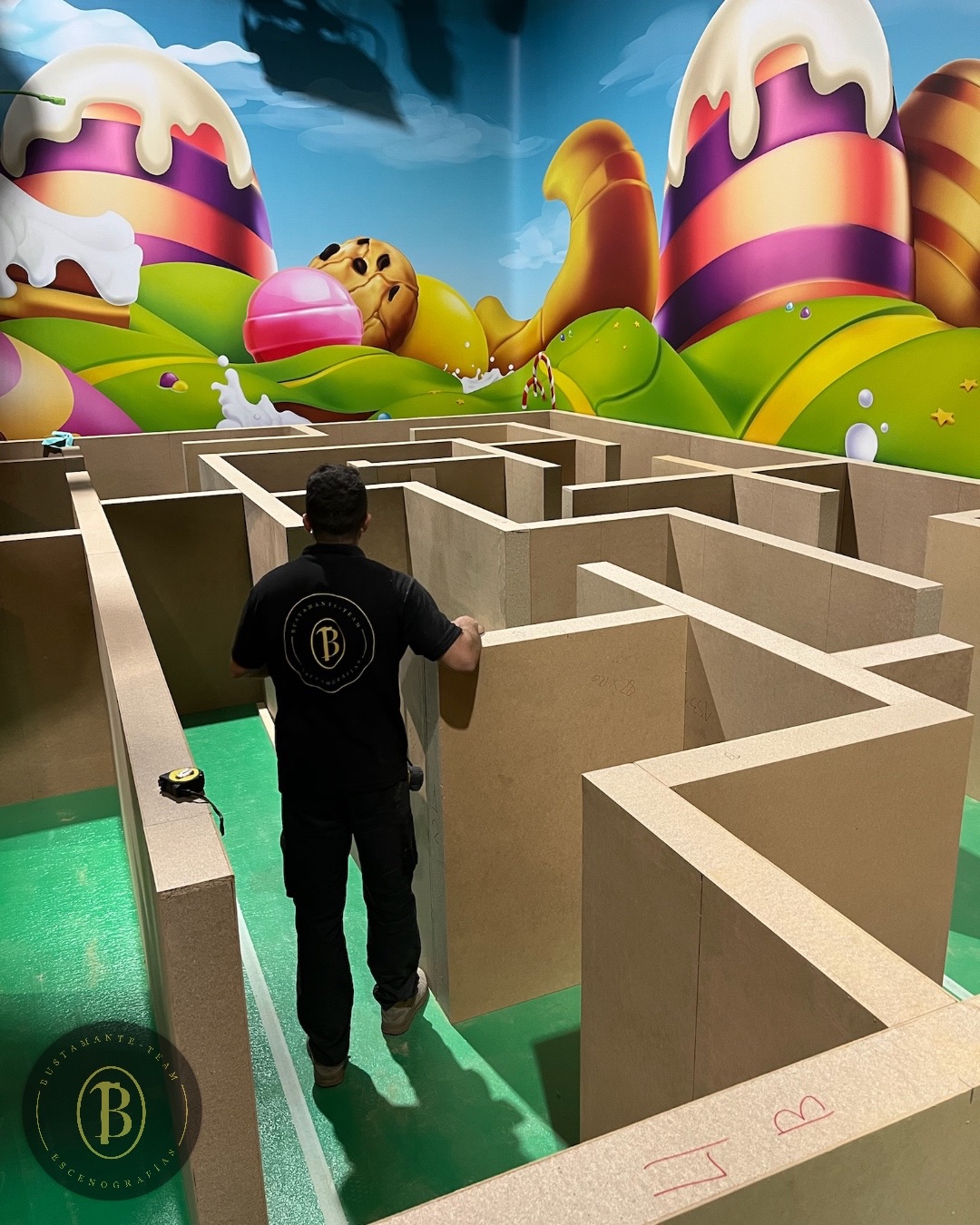 Trabajo%20decorado%20masterchef%20junior%20proyecto%20escenografia%20en%20madrid%20team%20bustamante